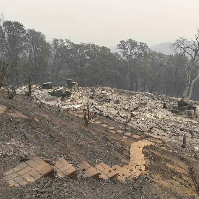 Wildfires are growing under climate change, and their smoke threatens farmworkers, study says